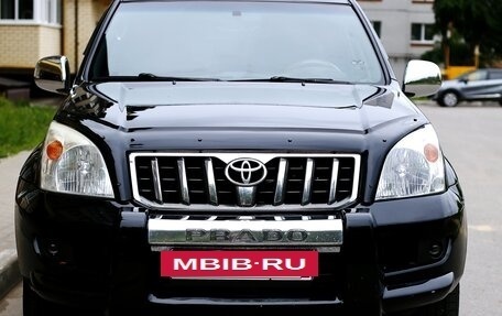 Toyota Land Cruiser Prado 120 рестайлинг, 2007 год, 2 300 000 рублей, 9 фотография