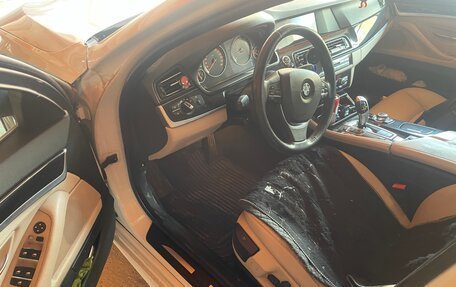 BMW 5 серия, 2013 год, 1 500 000 рублей, 10 фотография