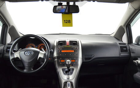 Toyota Auris II, 2008 год, 650 000 рублей, 18 фотография