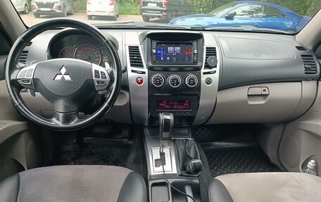 Mitsubishi Pajero Sport II рестайлинг, 2011 год, 1 320 000 рублей, 13 фотография