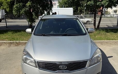 KIA cee'd I рестайлинг, 2011 год, 800 000 рублей, 1 фотография