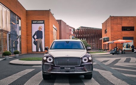 Bentley Bentayga I, 2024 год, 51 000 000 рублей, 3 фотография