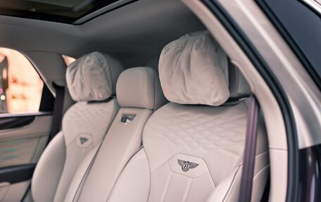 Bentley Bentayga I, 2024 год, 51 000 000 рублей, 17 фотография