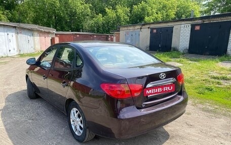 Hyundai Elantra IV, 2010 год, 380 000 рублей, 2 фотография
