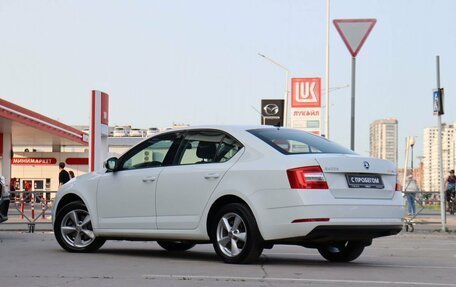 Skoda Octavia, 2018 год, 1 599 000 рублей, 7 фотография