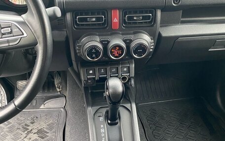 Suzuki Jimny, 2020 год, 2 800 000 рублей, 12 фотография