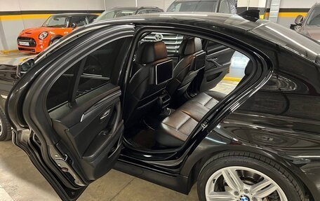 BMW 5 серия, 2013 год, 2 390 000 рублей, 16 фотография