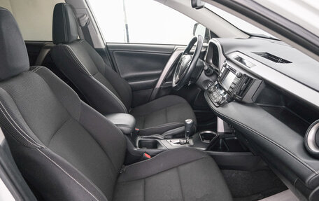 Toyota RAV4, 2016 год, 2 099 000 рублей, 14 фотография