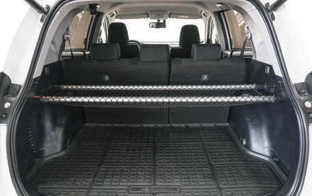 Toyota RAV4, 2016 год, 2 099 000 рублей, 23 фотография