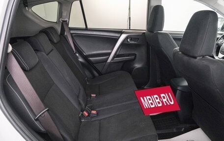 Toyota RAV4, 2016 год, 2 099 000 рублей, 22 фотография