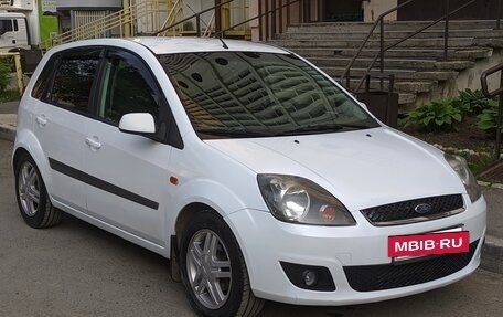 Ford Fiesta, 2008 год, 550 000 рублей, 3 фотография