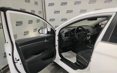 Hyundai Elantra VI рестайлинг, 2017 год, 1 360 000 рублей, 10 фотография