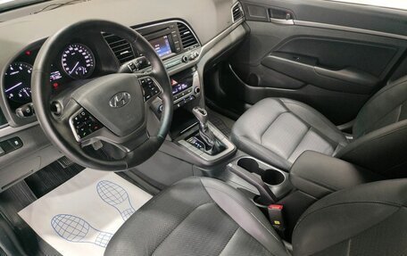Hyundai Elantra VI рестайлинг, 2017 год, 1 360 000 рублей, 11 фотография