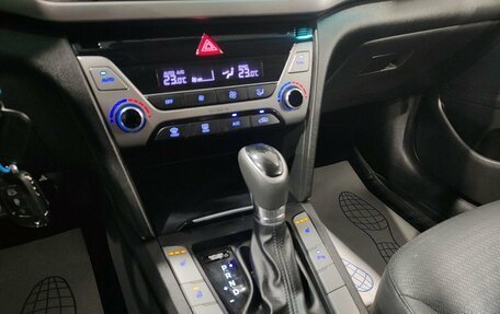 Hyundai Elantra VI рестайлинг, 2017 год, 1 360 000 рублей, 24 фотография