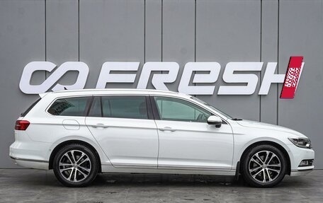 Volkswagen Passat B8 рестайлинг, 2017 год, 1 800 000 рублей, 5 фотография