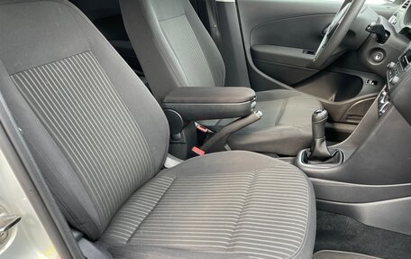 Volkswagen Polo VI (EU Market), 2011 год, 950 000 рублей, 16 фотография