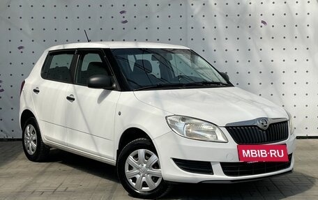 Skoda Fabia II, 2013 год, 615 000 рублей, 2 фотография