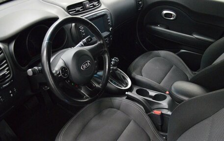 KIA Soul II рестайлинг, 2017 год, 1 500 000 рублей, 10 фотография