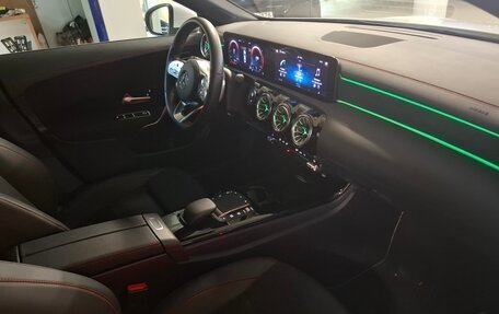 Mercedes-Benz CLA, 2022 год, 4 090 000 рублей, 11 фотография