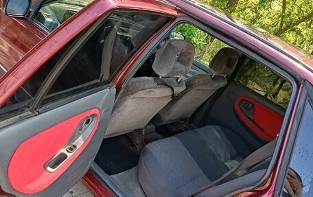 Daewoo Nexia I рестайлинг, 2000 год, 100 000 рублей, 5 фотография