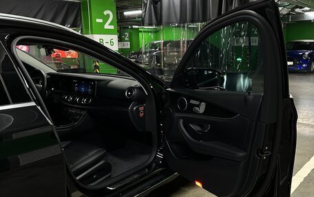 Mercedes-Benz E-Класс, 2022 год, 13 500 000 рублей, 19 фотография