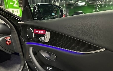 Mercedes-Benz E-Класс, 2022 год, 13 500 000 рублей, 17 фотография