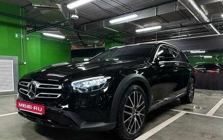 Mercedes-Benz E-Класс, 2022 год, 13 500 000 рублей, 33 фотография