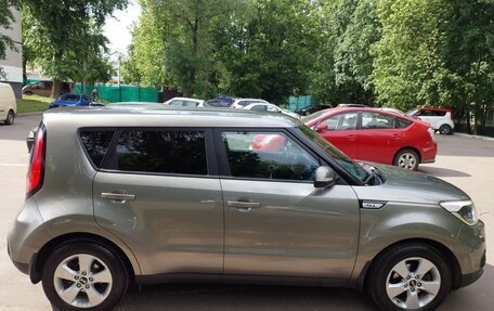 KIA Soul II рестайлинг, 2018 год, 1 400 000 рублей, 2 фотография