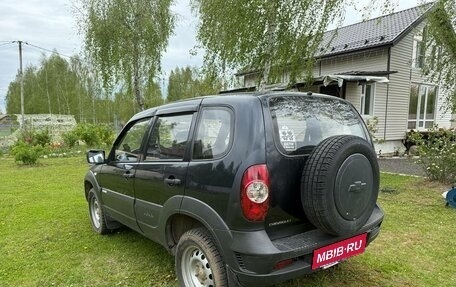 Chevrolet Niva I рестайлинг, 2012 год, 460 000 рублей, 4 фотография