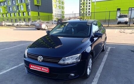 Volkswagen Jetta VI, 2011 год, 920 000 рублей, 1 фотография