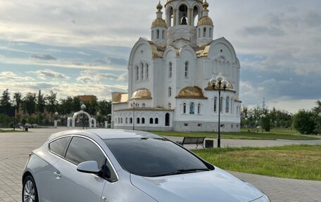 Opel Astra J, 2011 год, 810 000 рублей, 1 фотография