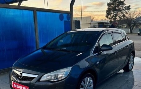 Opel Astra J, 2011 год, 850 000 рублей, 1 фотография