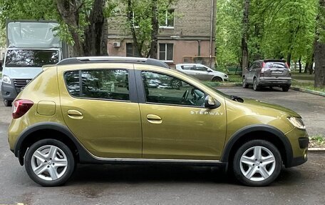 Renault Sandero II рестайлинг, 2016 год, 1 100 000 рублей, 3 фотография