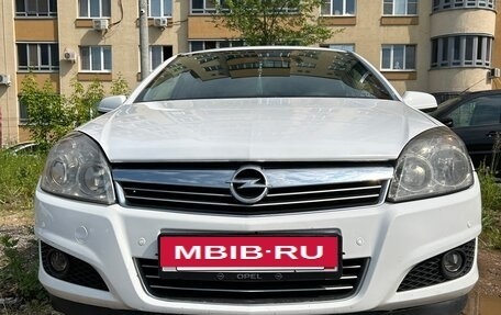Opel Astra H, 2008 год, 770 000 рублей, 2 фотография