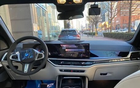 BMW X5, 2024 год, 10 250 000 рублей, 2 фотография