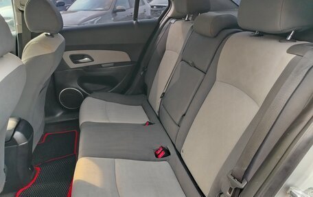 Chevrolet Cruze II, 2011 год, 594 000 рублей, 17 фотография