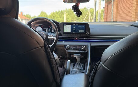 Hyundai Elantra, 2023 год, 2 750 000 рублей, 15 фотография