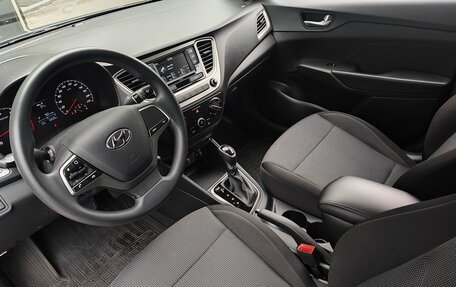 Hyundai Solaris II рестайлинг, 2021 год, 1 600 000 рублей, 9 фотография