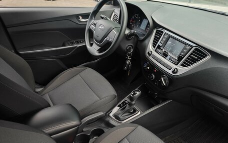 Hyundai Solaris II рестайлинг, 2021 год, 1 600 000 рублей, 11 фотография
