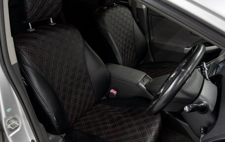 Toyota Prius, 2010 год, 950 000 рублей, 13 фотография