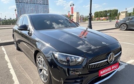 Mercedes-Benz E-Класс, 2020 год, 4 450 000 рублей, 5 фотография