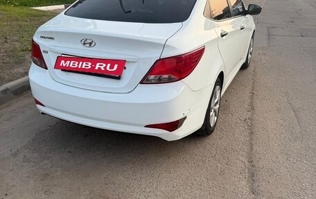 Hyundai Solaris II рестайлинг, 2016 год, 600 000 рублей, 3 фотография