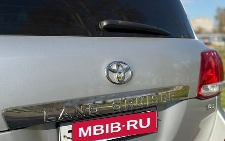 Toyota Land Cruiser 200, 2009 год, 2 600 000 рублей, 10 фотография