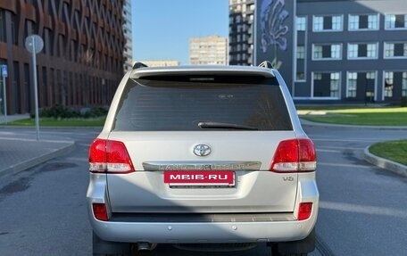 Toyota Land Cruiser 200, 2009 год, 2 600 000 рублей, 8 фотография