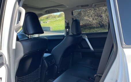 Toyota Land Cruiser Prado 150 рестайлинг 2, 2019 год, 5 499 000 рублей, 4 фотография