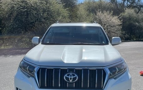 Toyota Land Cruiser Prado 150 рестайлинг 2, 2019 год, 5 499 000 рублей, 7 фотография
