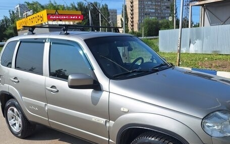 Chevrolet Niva I рестайлинг, 2016 год, 680 000 рублей, 2 фотография