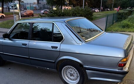BMW 5 серия, 1983 год, 315 000 рублей, 7 фотография