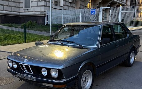 BMW 5 серия, 1983 год, 315 000 рублей, 9 фотография
