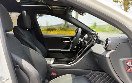 Mercedes-Benz C-Класс, 2022 год, 3 500 000 рублей, 22 фотография